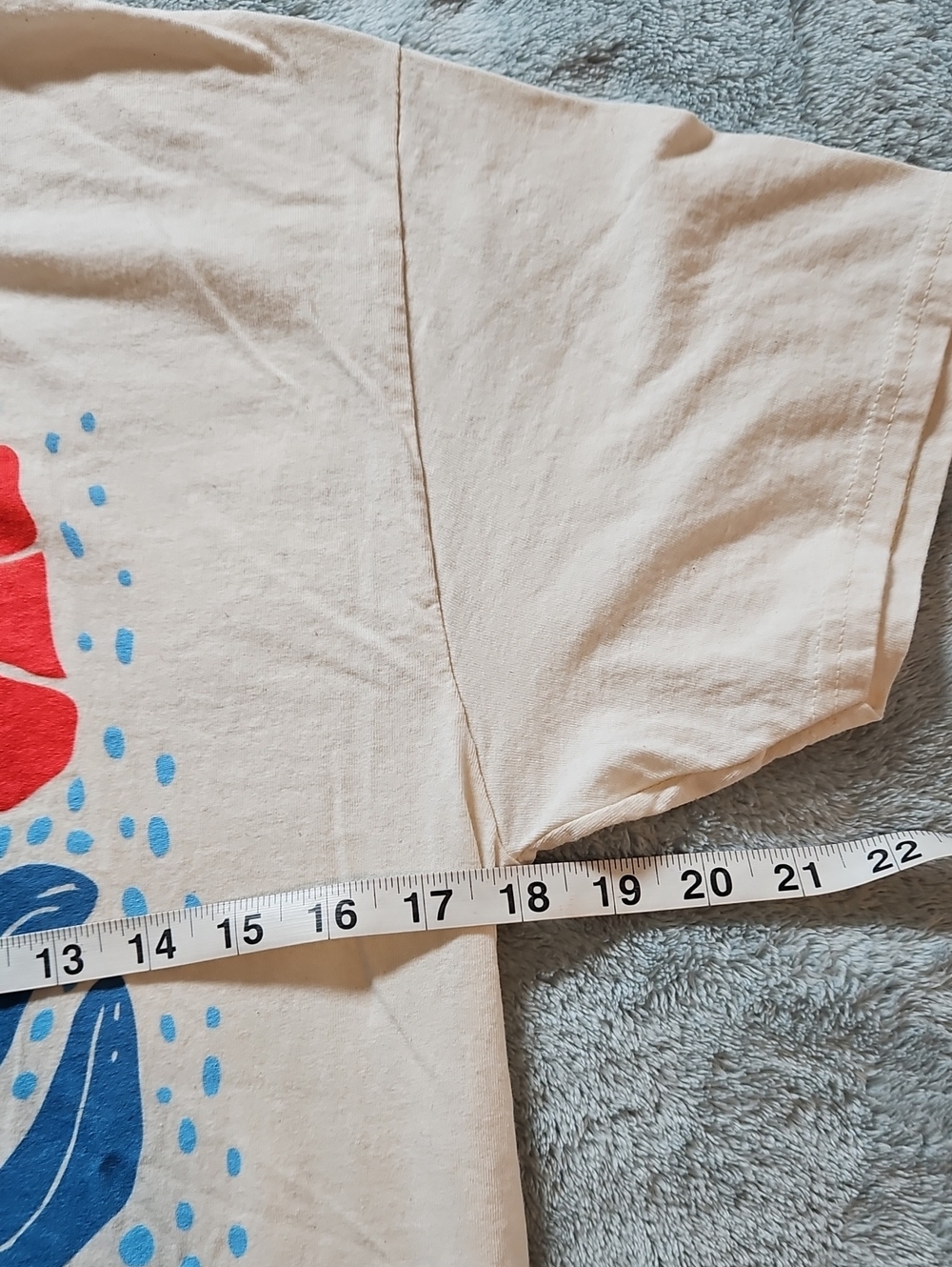 Floral print white short sleeve graphic tee Political Med NWOT Current Events - Picture 4 of 6